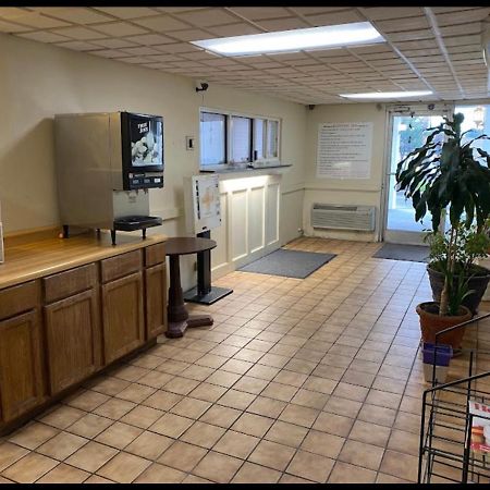 Economy Inn Of Greenville, Near Ecu Health Center Exteriör bild
